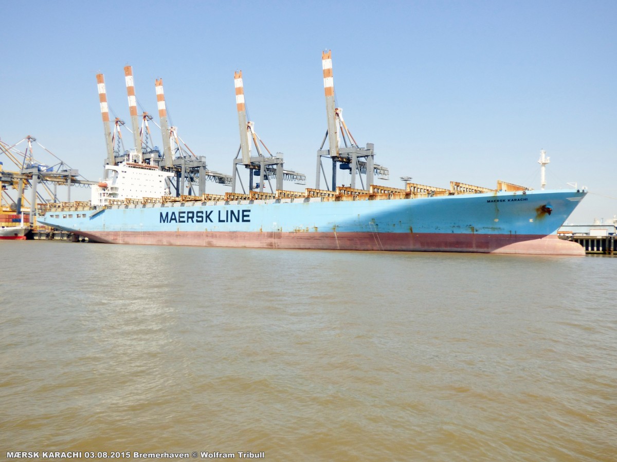MÆRSK KARACHI am 03.08.2015 bei Bremerhaven Höhe Container Terminal